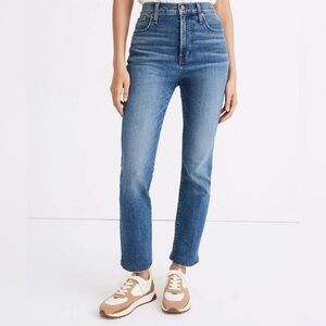 MADEWELL Flare denim Petite Slim Demi-Boot Flared Jeans in Northaven Wash